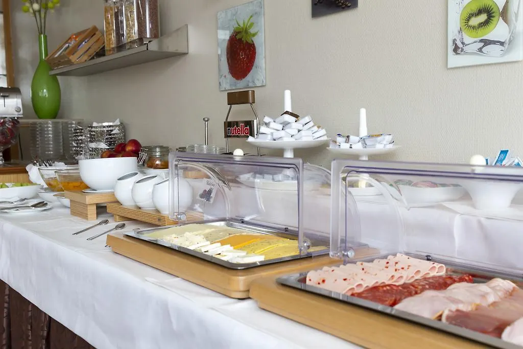 **  ברלין Hotel Britz גרמניה
