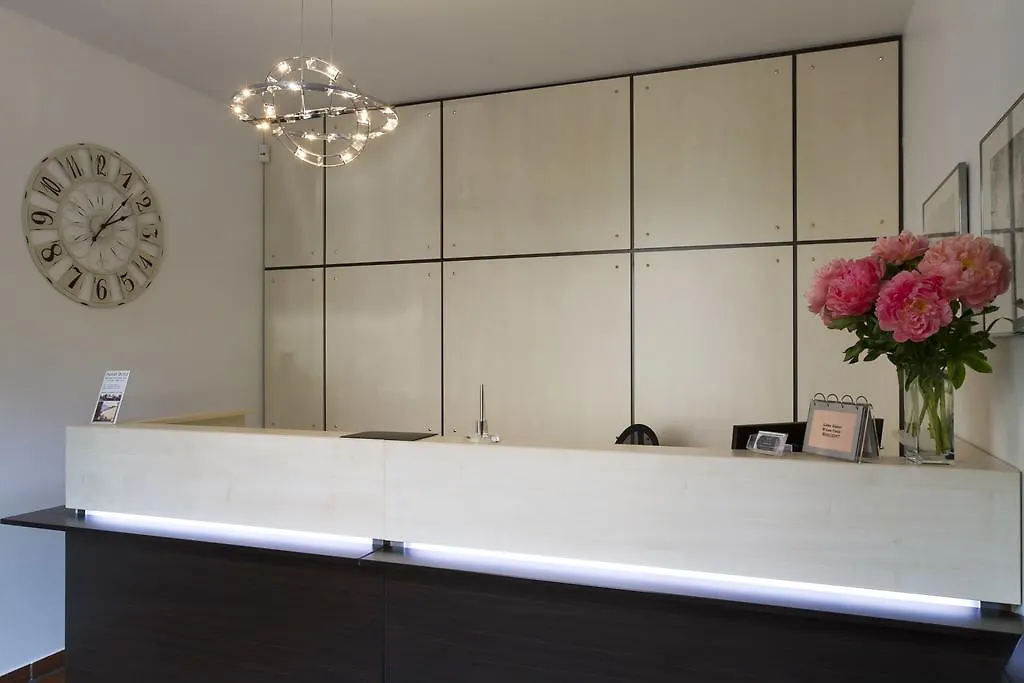 **  ברלין Hotel Britz גרמניה